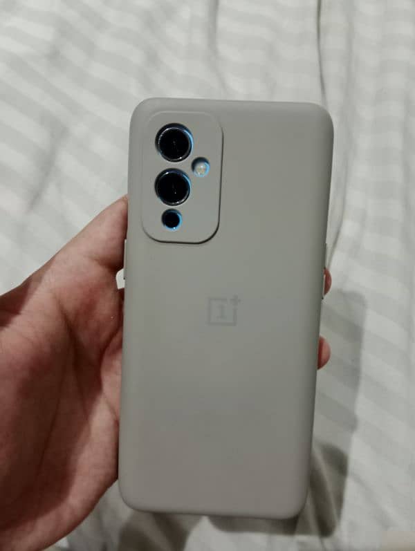 OnePlus 9 5G 8/128GB with MEMO CX01 COOLING RADIATOR 6