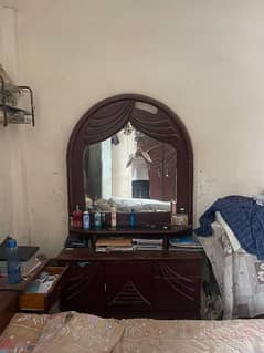 dressing table 0