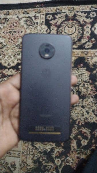 Motorola Z4 force 2