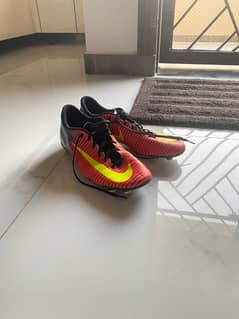 Nike Mercurial Vapor 11 FG *Imported* Football boots UK 9.5