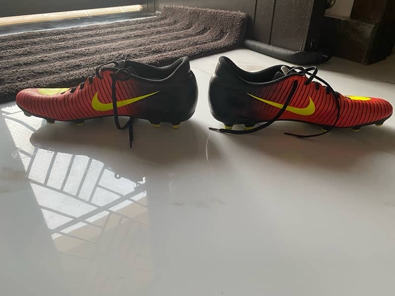 Nike Mercurial Vapor 11 FG *Imported* Football boots UK 9.5 1