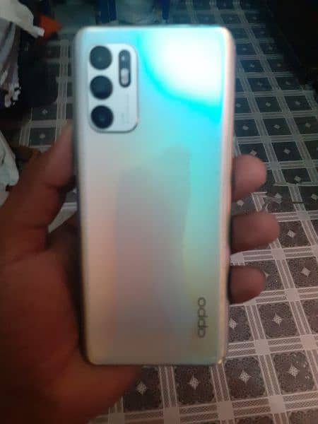 oppo reno 6    8+4/128 3