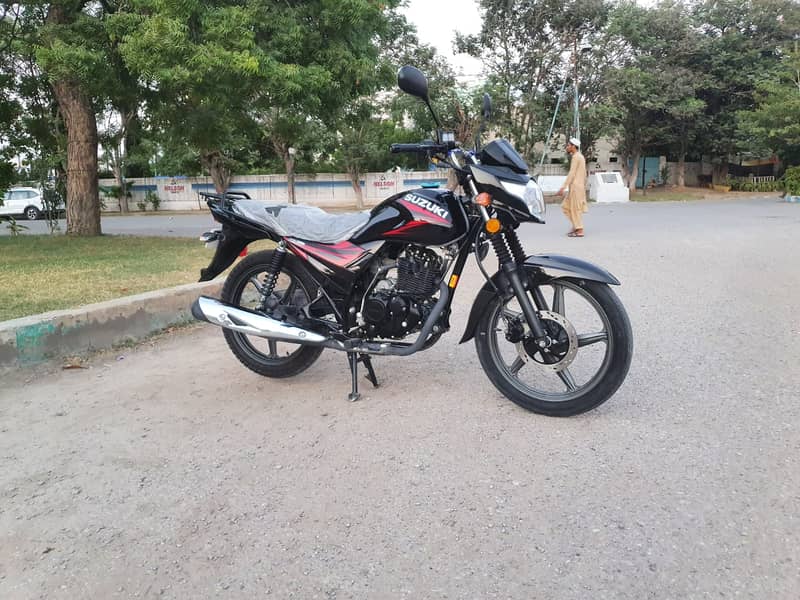 Suzuki 150 GR150 Model 2022 Brand New Condition, Just 3000 KM Millage 2