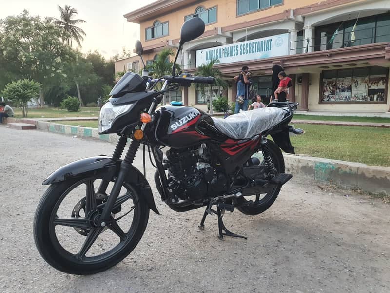 Suzuki 150 GR150 Model 2022 Brand New Condition, Just 3000 KM Millage 13