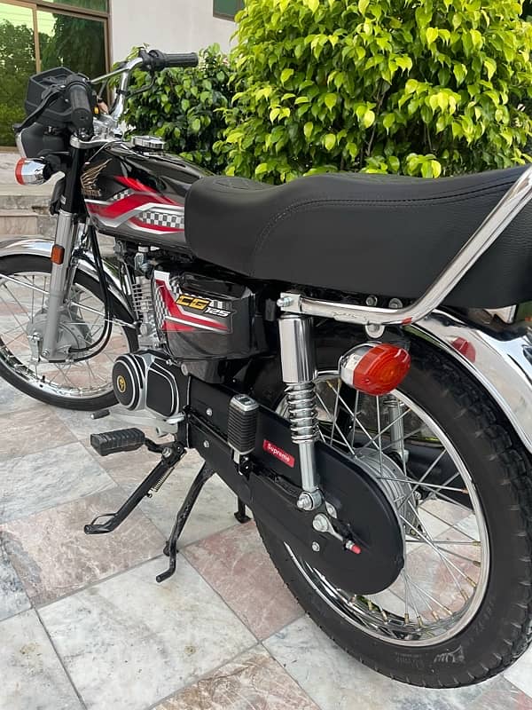 Honda 125 2025 1