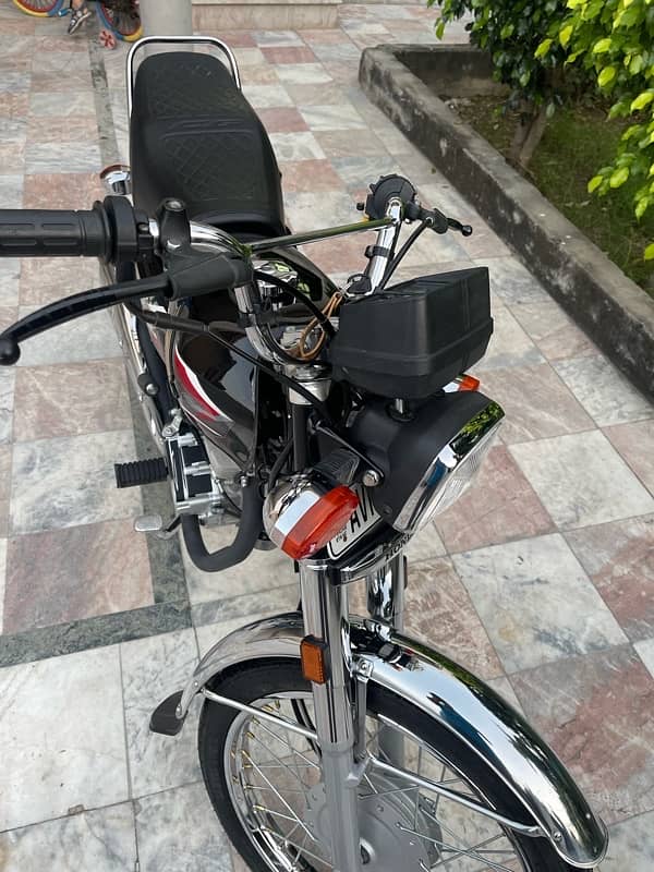 Honda 125 2025 6