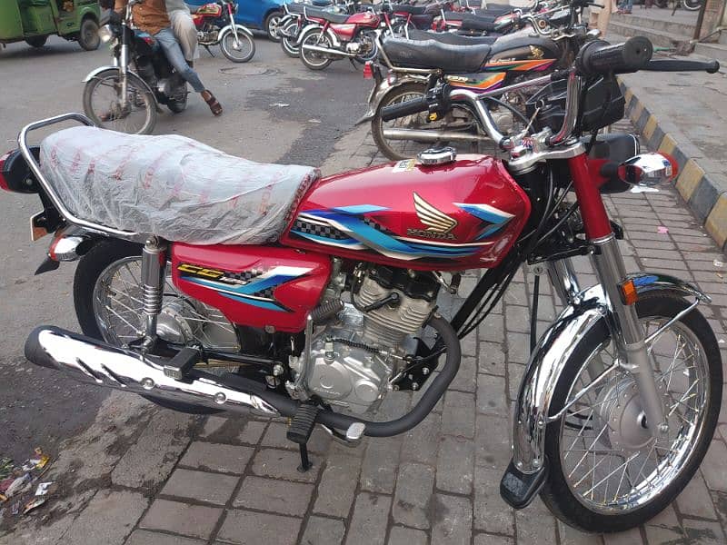 Honda 125 2024 modal 2