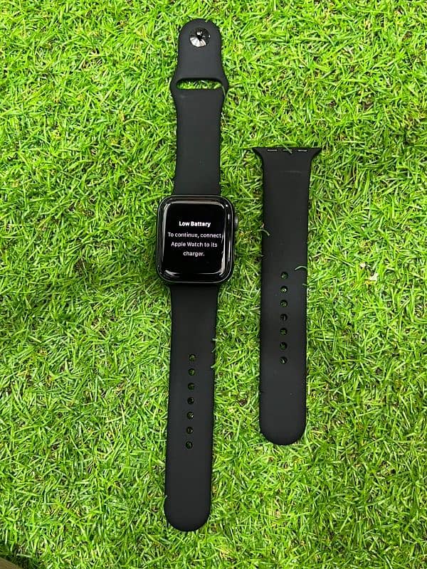 Apple watch series 6 44mm nike edition with Gps USA imported 2