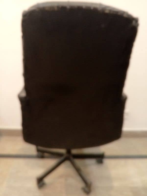 chair available for sale 2