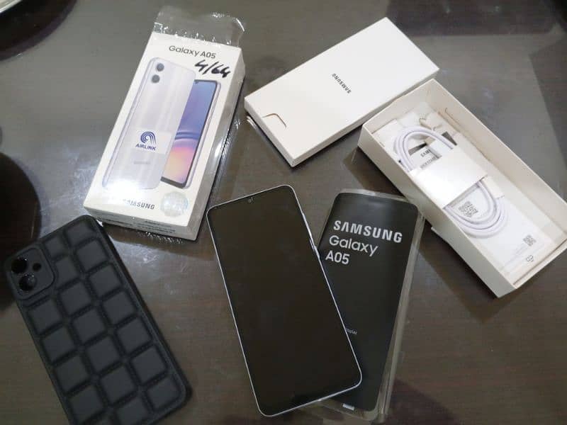 Samsung Galaxy A05 4/64 0