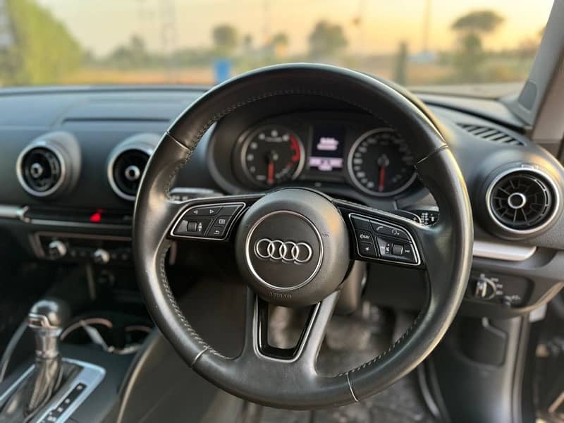 Audi A3 2018 Exclusive Line ! 14