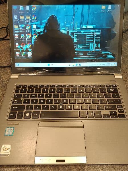 # TOSHIBA TECRA  Z40-C CORE i5 6th GENERATION 10