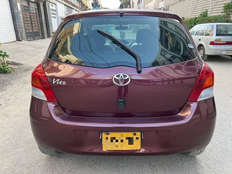 Toyota Vitz 2009 5