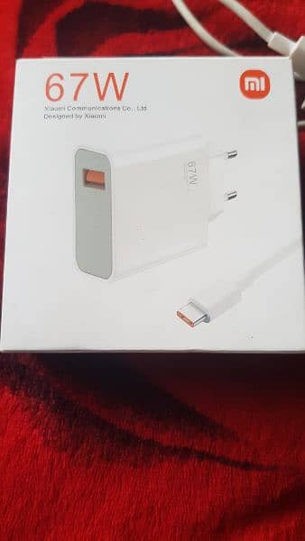 mi 11 ultra 67W max charger 2