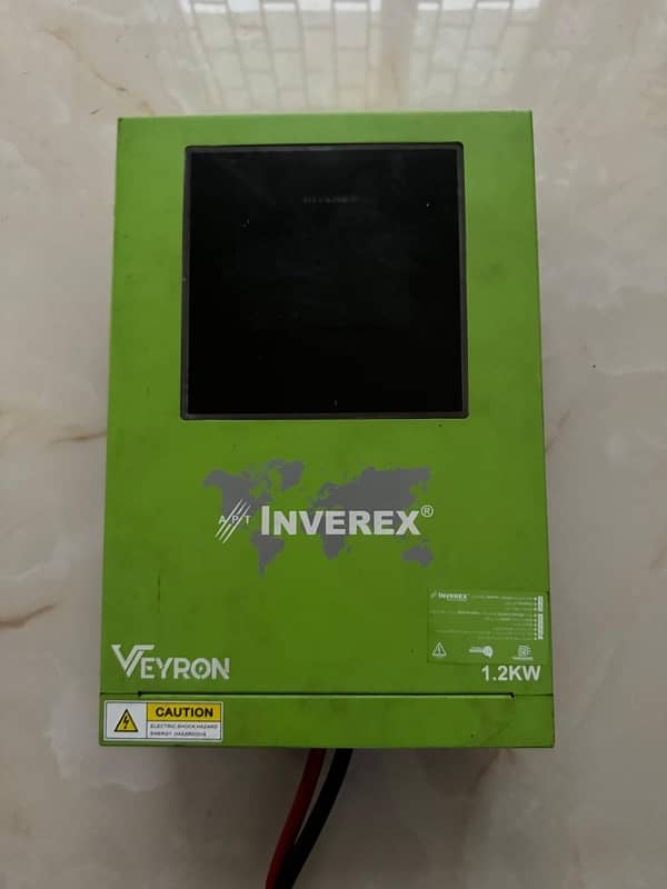 inverex 1.2 kw mppt Solar inverter veyron 1