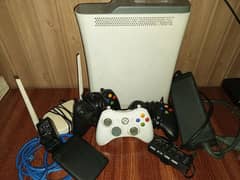 Xbox 360 Jailbreak with 3 controllers, 25 games