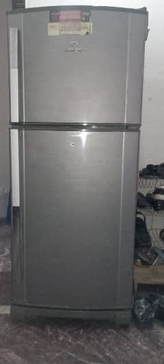 Dolance refrigerator new condition main ha.