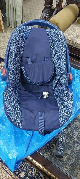 Baby Carry Cot 5