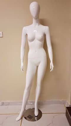 dummy mannequin