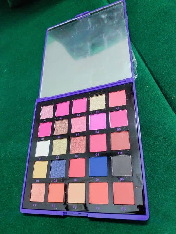 eyeshadow palettes - Makeup 3