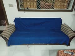 SOFA CUMBED