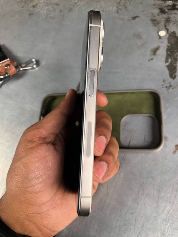 Iphone 15 pro jv non pta non active 128 gb 4