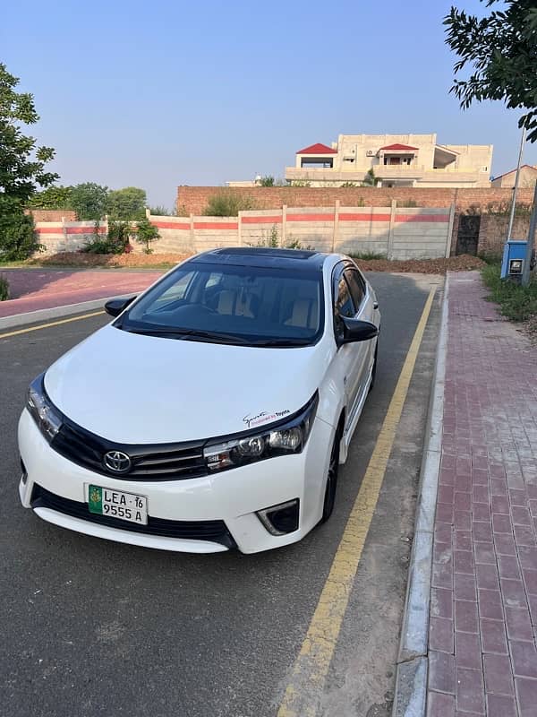 Toyota Altis Grande 2016 4