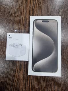 i Phone 15 Pro Max / 256 GB / Non Pta / Box Pack