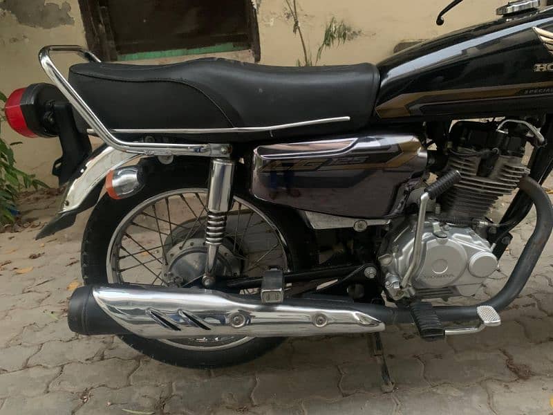 honda 125 special addition 1