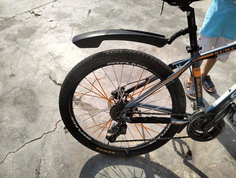 Six flags imported mountain bike model wl kw 01 5