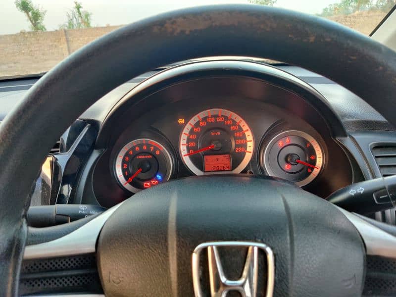 Honda City IVTEC 2010 3