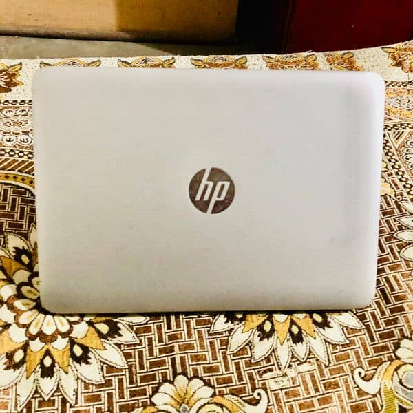 HP core i-5 Elite Book 6