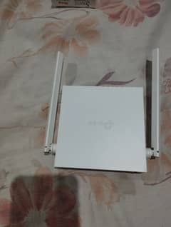 TP LINK WIFI ROUTER WR844N