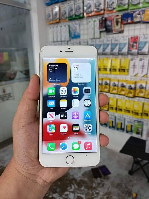 Iphone 6s Stroge 64 GB for urgent sale 03427588638 contact to Whatsapp 1