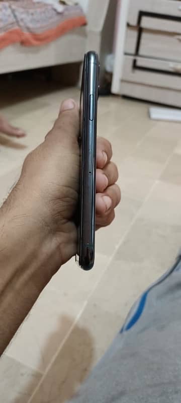 iphone11 pro 256gb apta approved 3