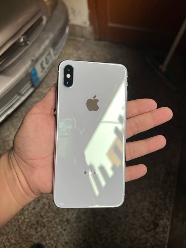 iphone xs max 256gb pta approved 3