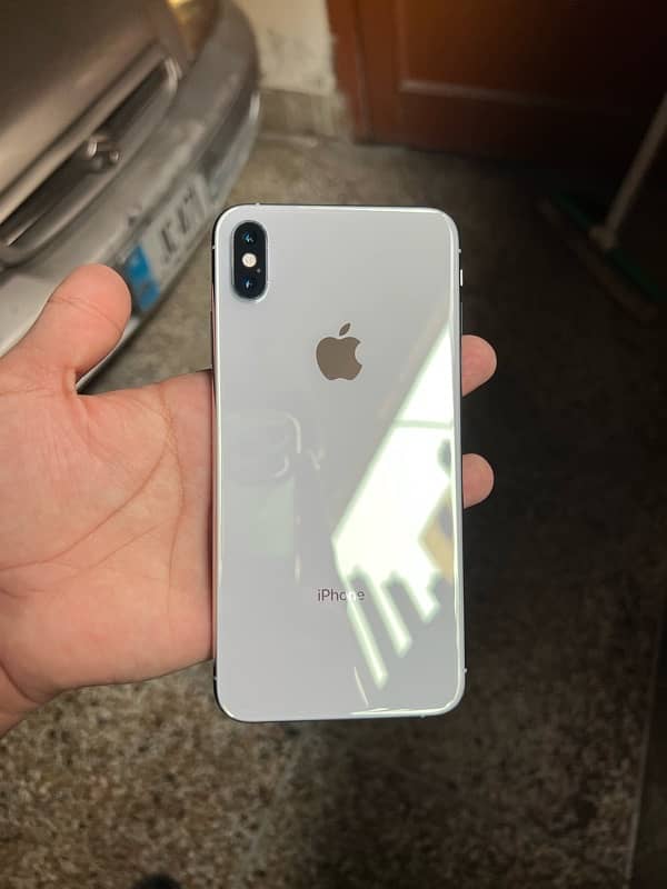 iphone xs max 256gb pta approved 5