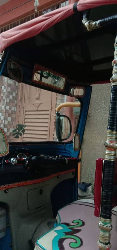 Sazgar Rikshaw 2022 original condition LPG hai,battery 5 month warenty 17