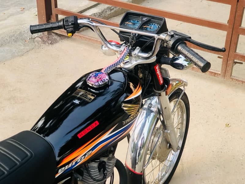 Honda CG 125 (2018 Model) Black Edition Up For Sale 9