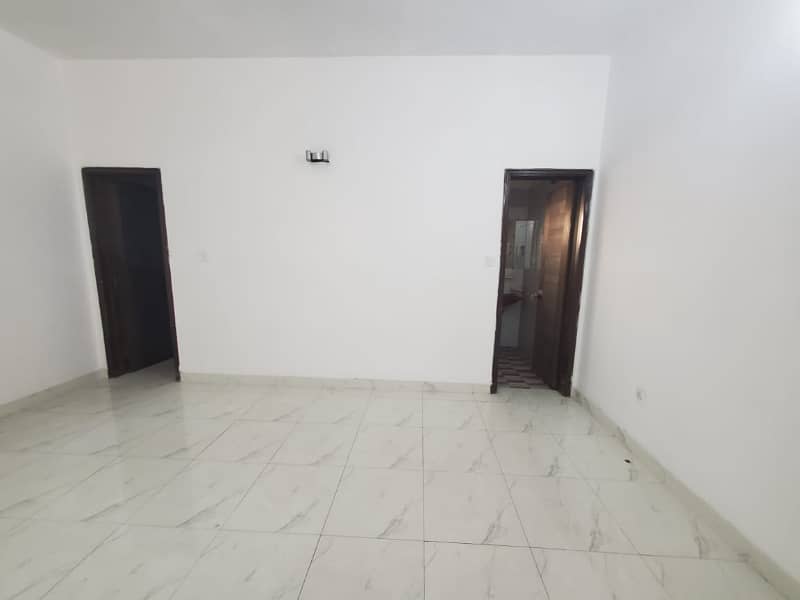 One Kanal Slighty Use Upper Portion Available For Rent in DHA Phase 3, Lahore Cantt 3