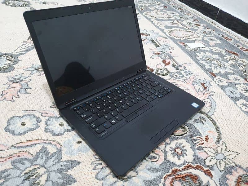 Dell Latitude 5480 core i5 6th generation 1