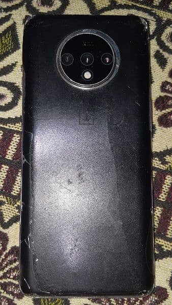 one plus 7t back crack. . . . pubg 90fps. . condition 7/10 2