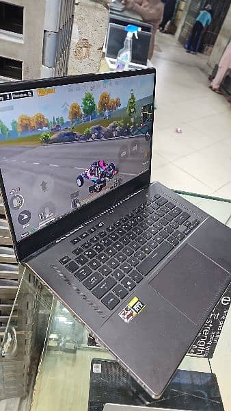 Asus Rog Zephyrus rtx 3070 Gaming laptop 4