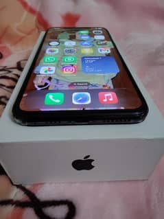 iPhone Xs Max 256 GP Black Gift 0