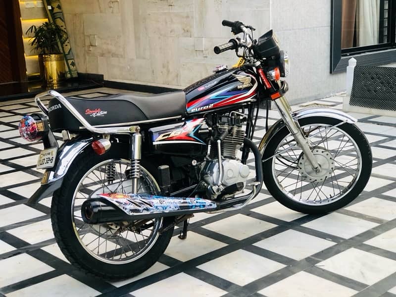 Honda CG 125 (Model 2019) Classy Condition 5