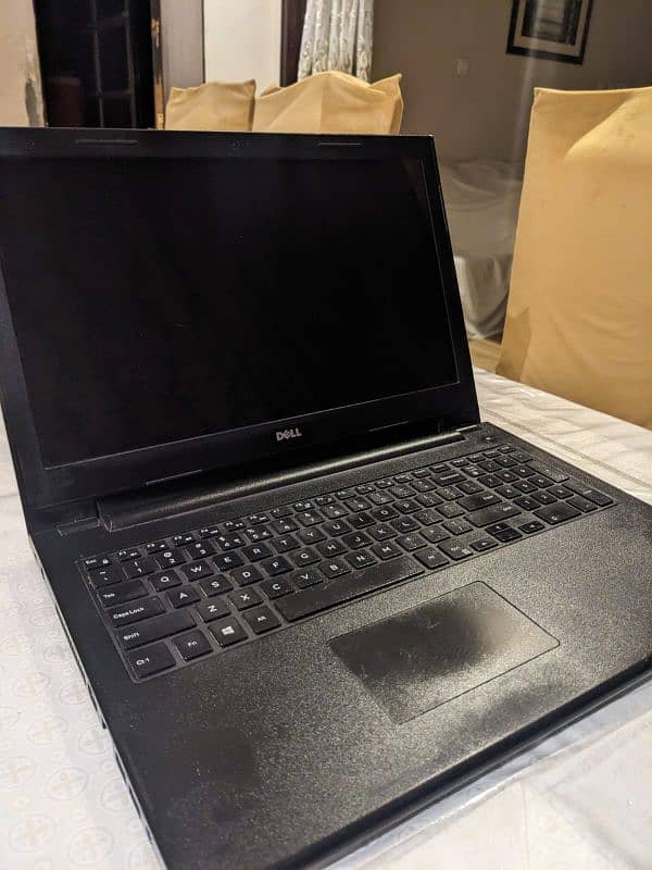 laptop sale in good condition 2