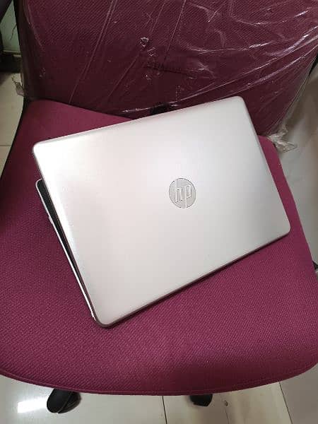 Hp 9th Generation AMD A4 128GB m2 SSD NEw Conditions RAM 4GB DDR4 // 18