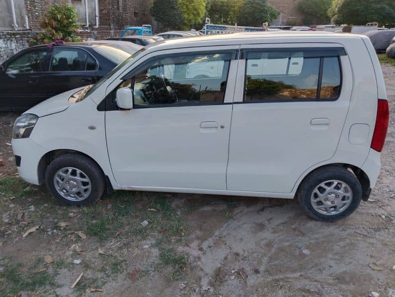 Suzuki Wagon R 2019 3