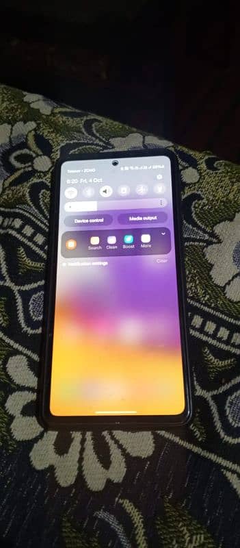 samsung a72 All ok 8 Gb original box charger Sath Hai 8