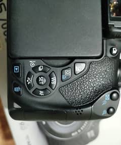 Canon 700d 0